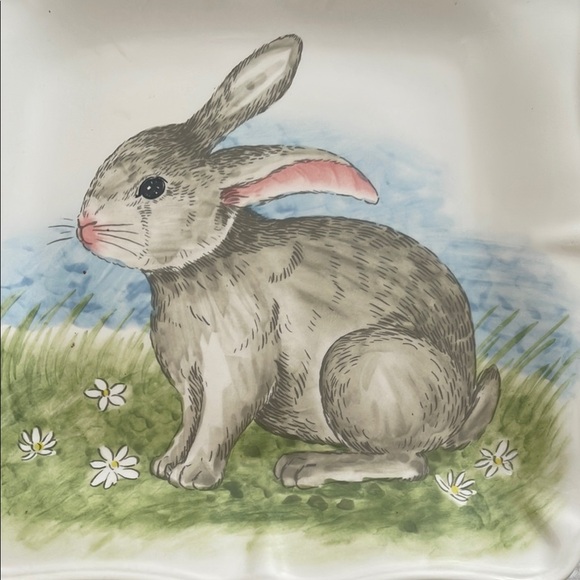 Charming Rabbit Design Decorative Plate - Picture 3 of 3